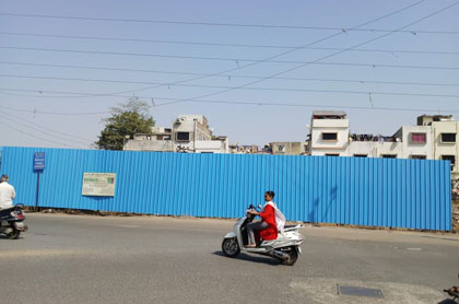 Prevention of Garbage dumping from bridges into River Tapi